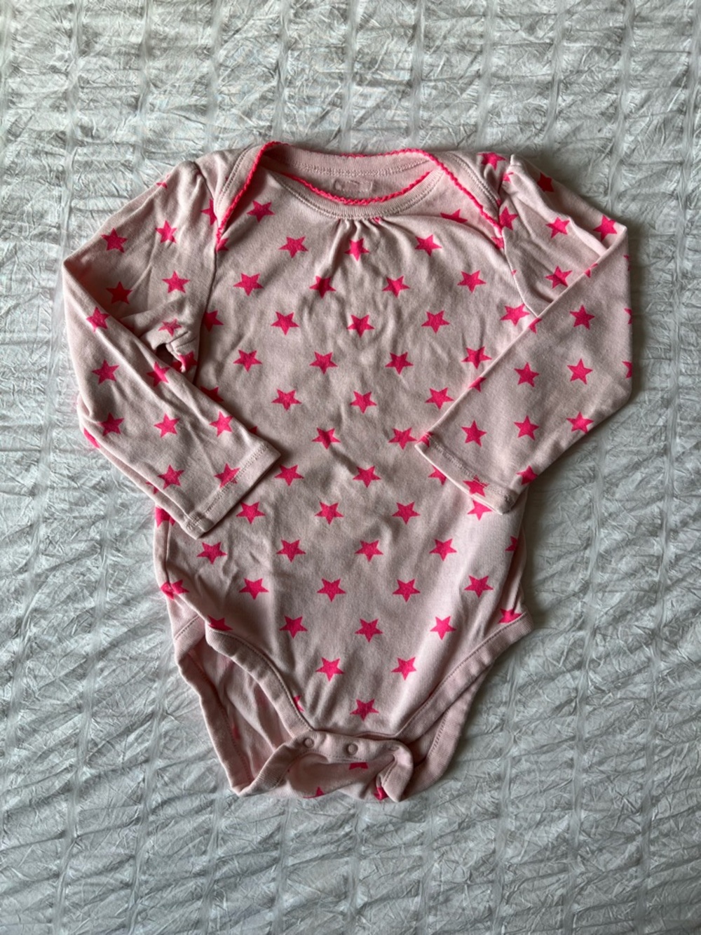 Baby Gap Neon Pink Star Long Sleeved Bodysuit Onesie Size 18-24M GUC